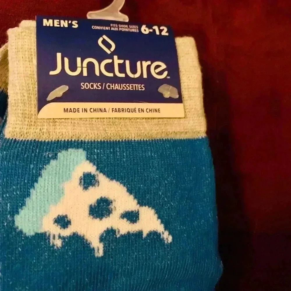 Juncture  gamer crew socks, size 6-12 - Picture 2 of 2